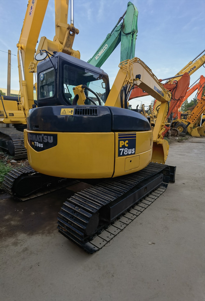 Komatsu pc78 Excavator - Crawler excavator: picture 1 Komatsu pc78 Excavator - Crawler excavator: picture 1