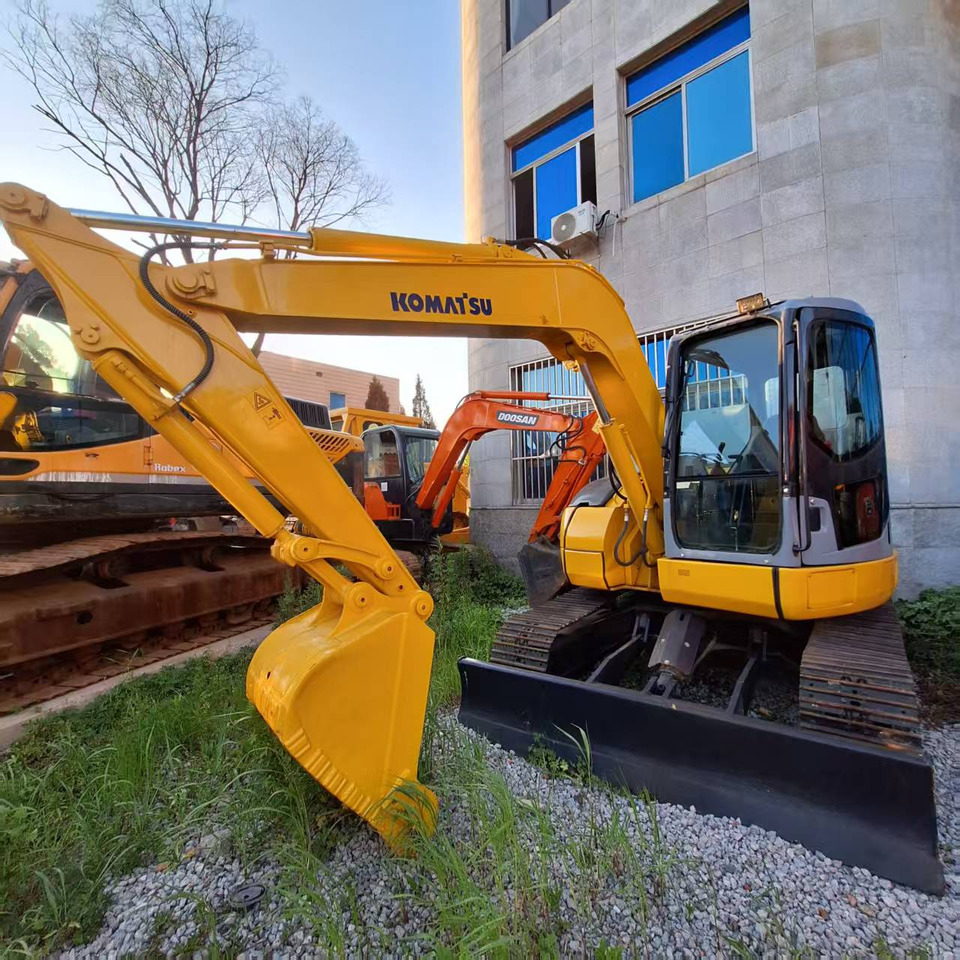 Komatsu pc78us Excavator - Crawler excavator: picture 1 Komatsu pc78us Excavator - Crawler excavator: picture 1