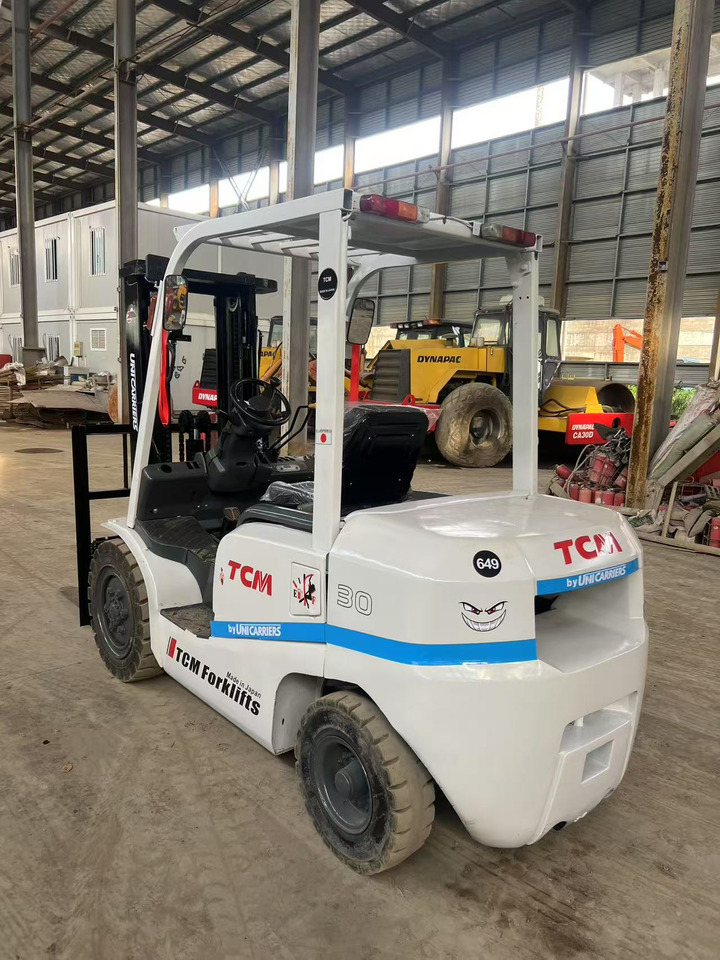 TCM FD30 Forklift - Diesel forklift: picture 4 TCM FD30 Forklift - Diesel forklift: picture 4