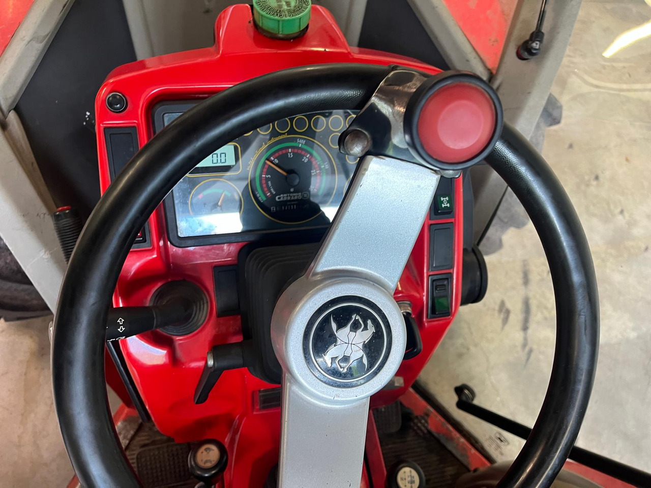 Farm tractor ANTONIO CARRARO SRX 9400: picture 8 Farm tractor ANTONIO CARRARO SRX 9400: picture 8