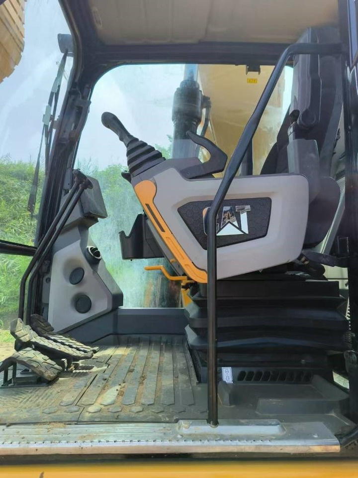 CAT 323 GC - Crawler excavator: picture 3 CAT 323 GC - Crawler excavator: picture 3