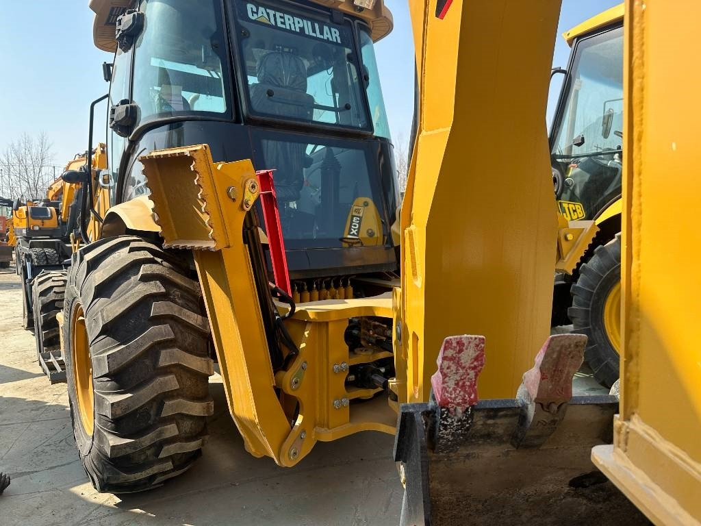 CAT 420 F ST - Backhoe loader: picture 5 CAT 420 F ST - Backhoe loader: picture 5