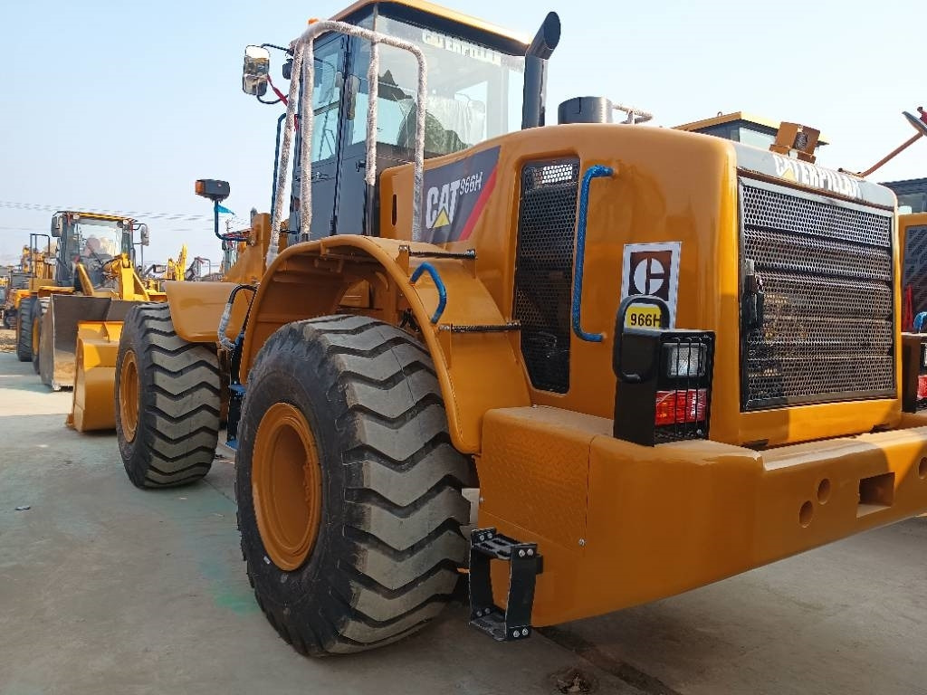 CAT 966 H - Wheel loader: picture 3 CAT 966 H - Wheel loader: picture 3