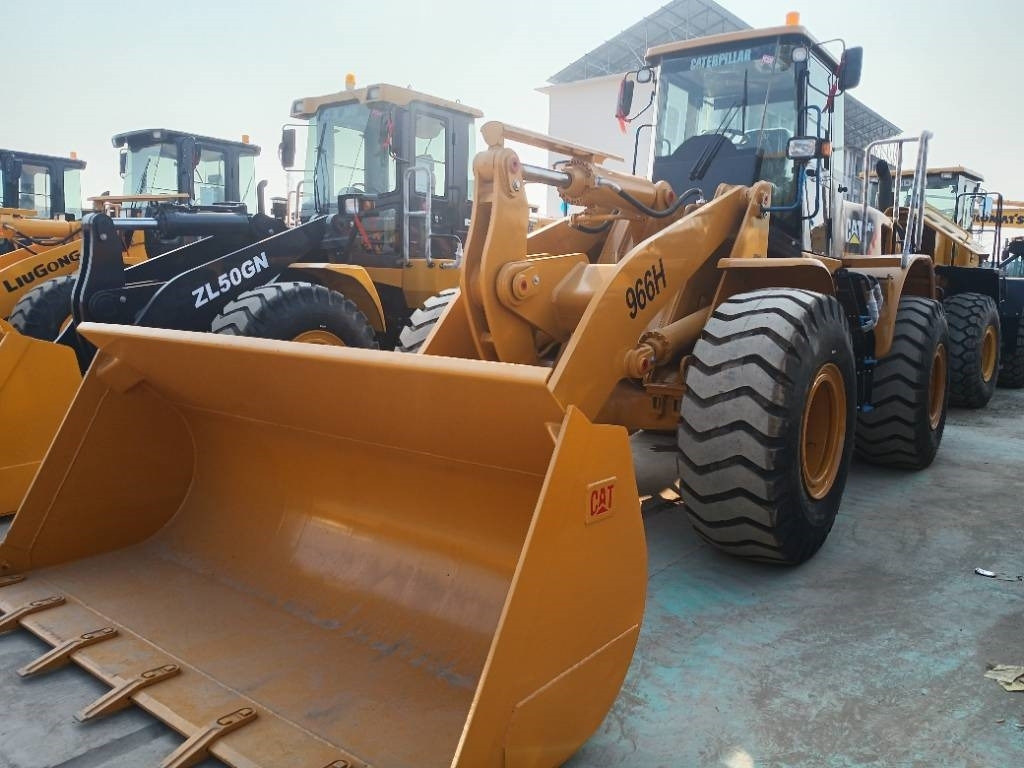 CAT 966 H  - Wheel loader: picture 5 CAT 966 H  - Wheel loader: picture 5