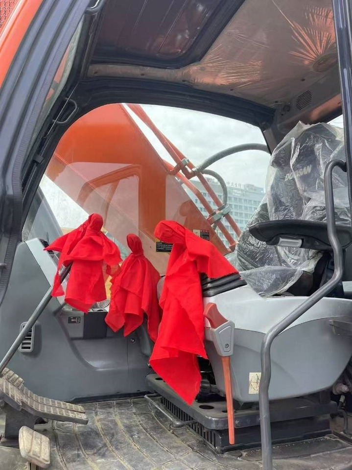 Doosan 300-7 - Crawler excavator: picture 4 Doosan 300-7 - Crawler excavator: picture 4