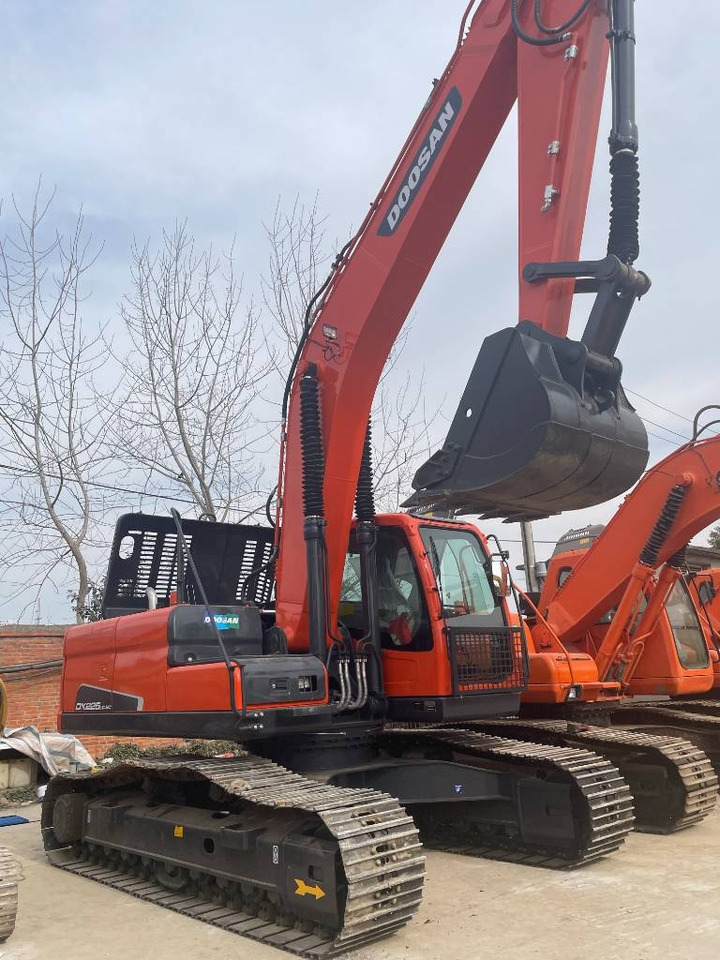 Doosan DX 225 LCA - Crawler excavator: picture 1 Doosan DX 225 LCA - Crawler excavator: picture 1