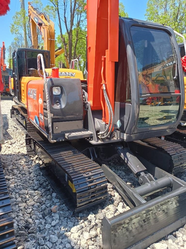 Hitachi 60 - Crawler excavator: picture 2 Hitachi 60 - Crawler excavator: picture 2