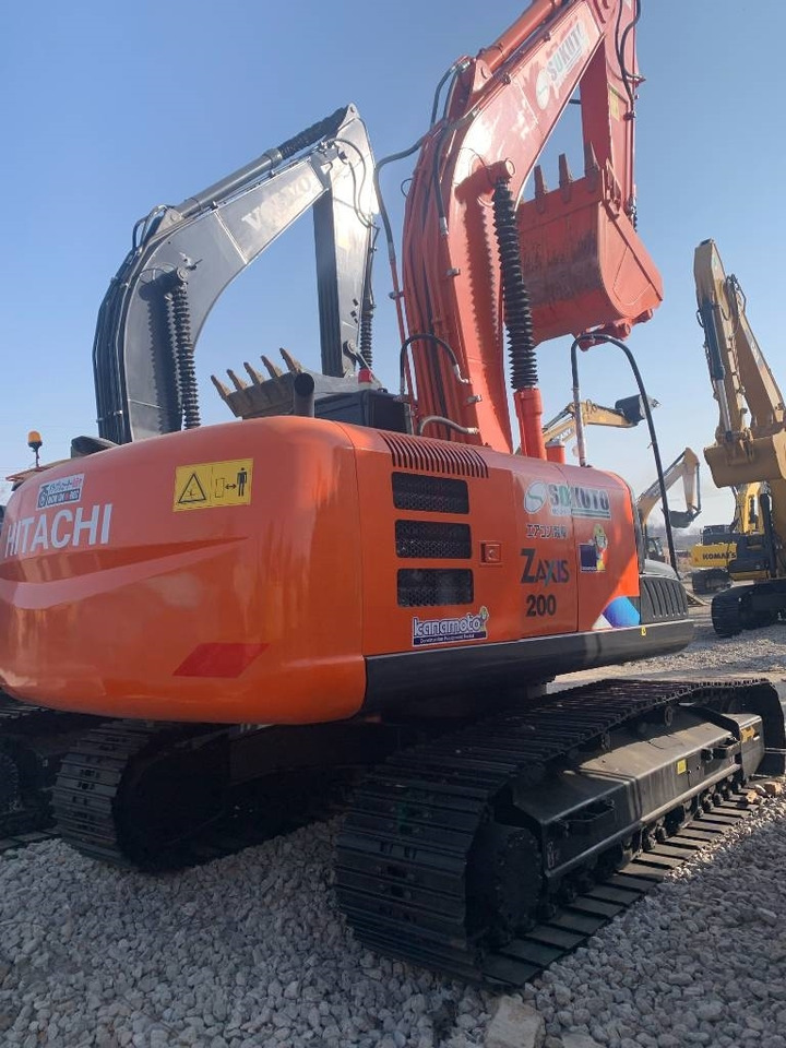 Hitachi ZX 200 - Crawler excavator: picture 1 Hitachi ZX 200 - Crawler excavator: picture 1