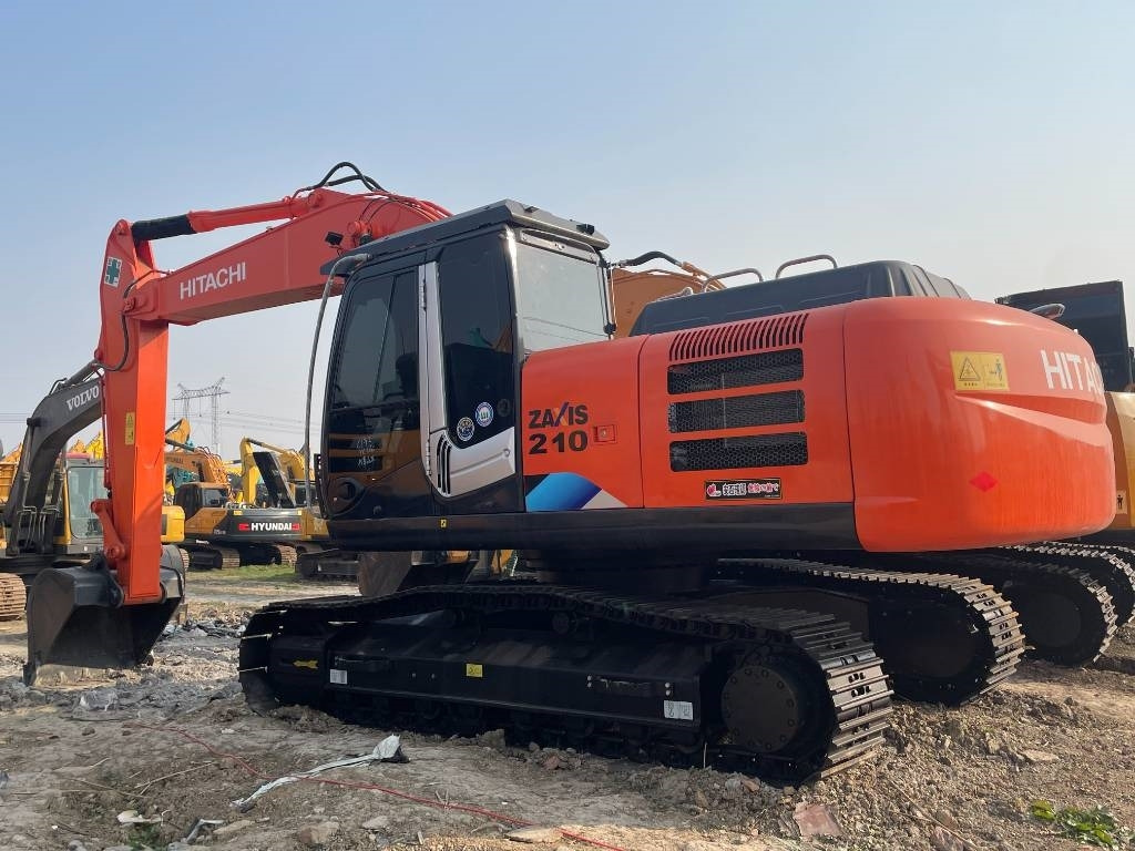 Hitachi ZX 210 - Crawler excavator: picture 2 Hitachi ZX 210 - Crawler excavator: picture 2