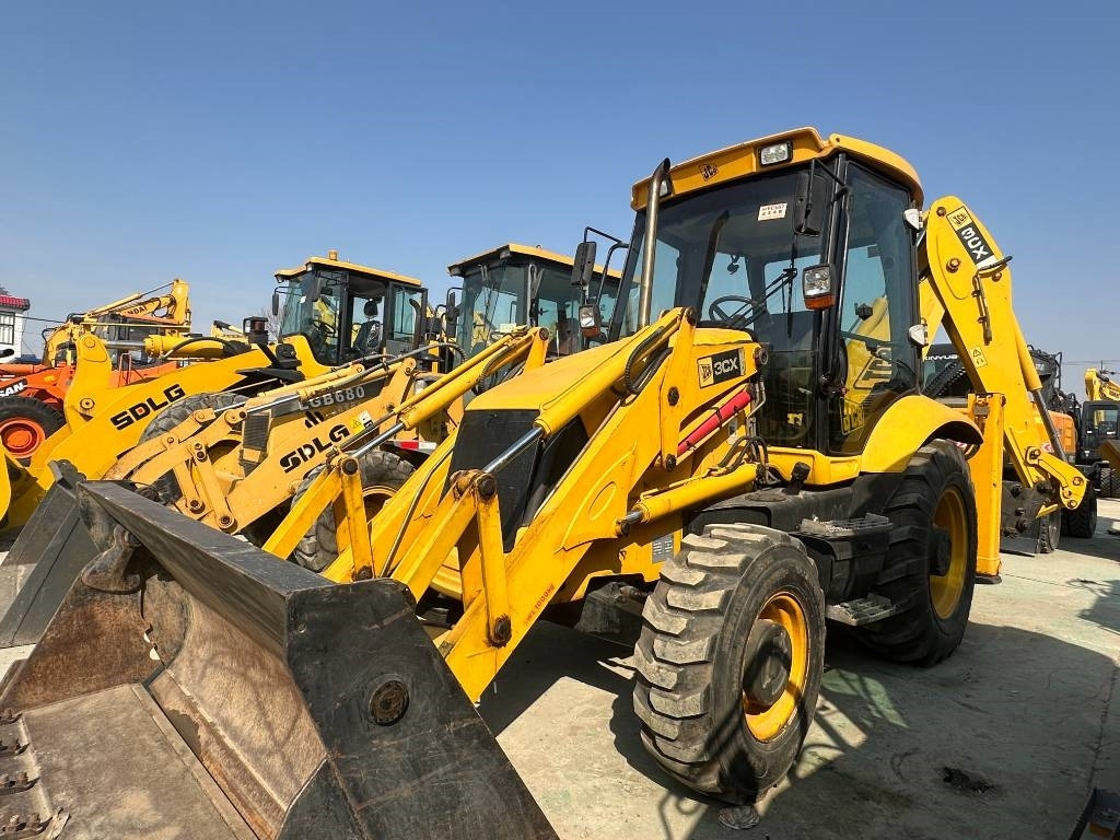 JCB 3 CX - Backhoe loader: picture 2 JCB 3 CX - Backhoe loader: picture 2