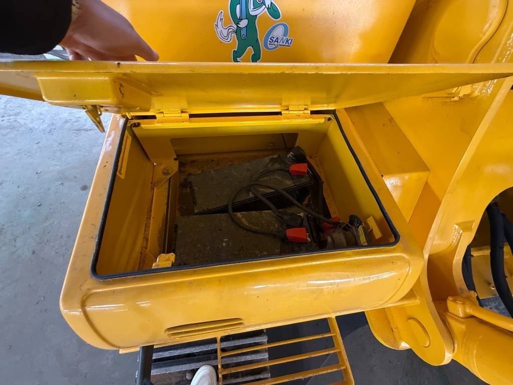 Komatsu PC 350 - Crawler excavator: picture 3 Komatsu PC 350 - Crawler excavator: picture 3