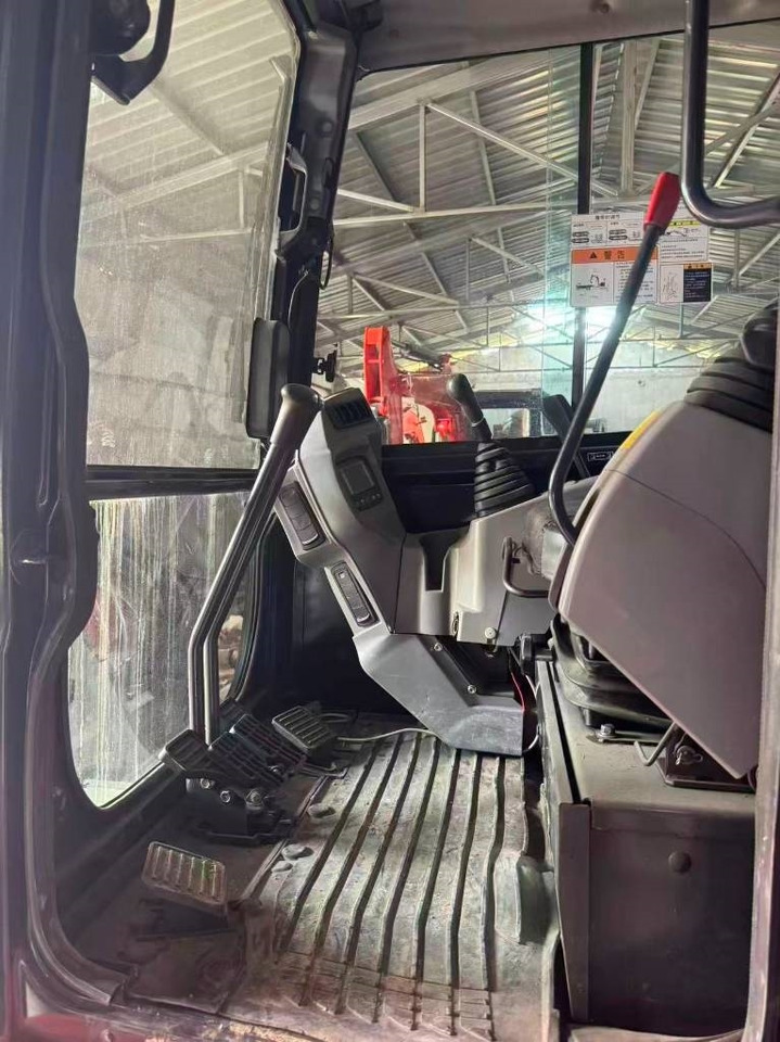 Kubota 165 - Crawler excavator: picture 3 Kubota 165 - Crawler excavator: picture 3