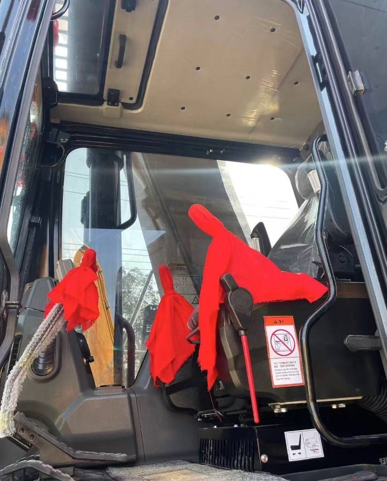 Sany SY 365 H - Crawler excavator: picture 3 Sany SY 365 H - Crawler excavator: picture 3