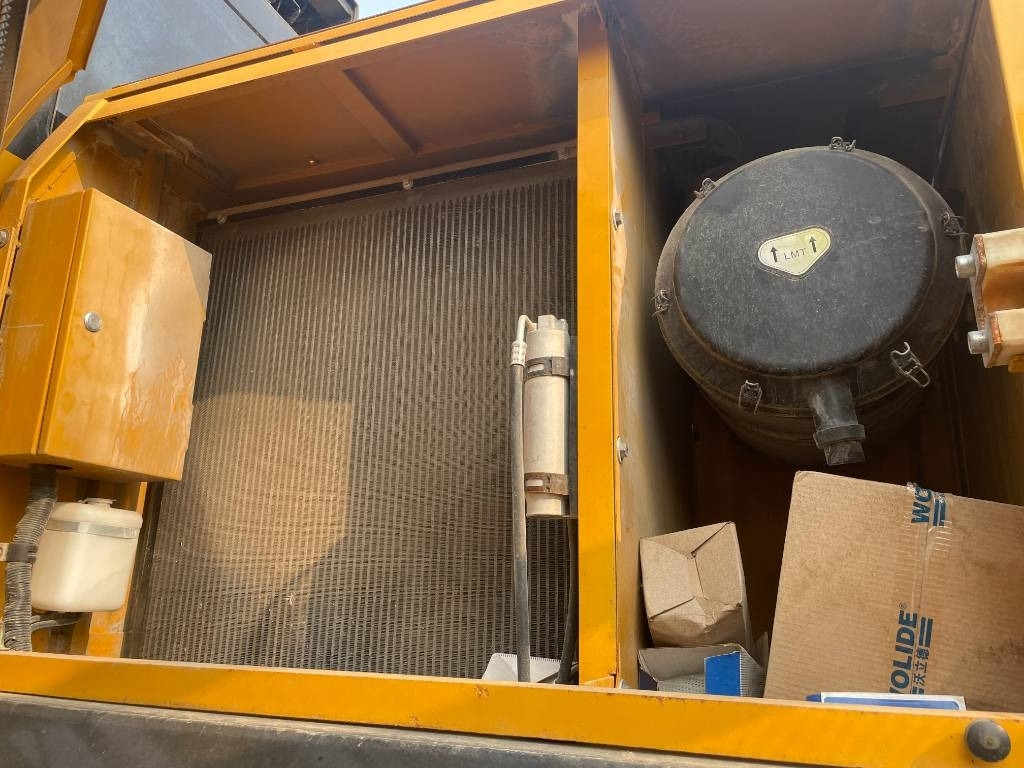 Crawler excavator Sany SY 550 H: picture 6