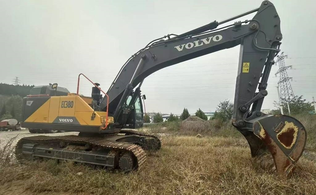 Volvo EC 380  - Crawler excavator: picture 3 Volvo EC 380  - Crawler excavator: picture 3