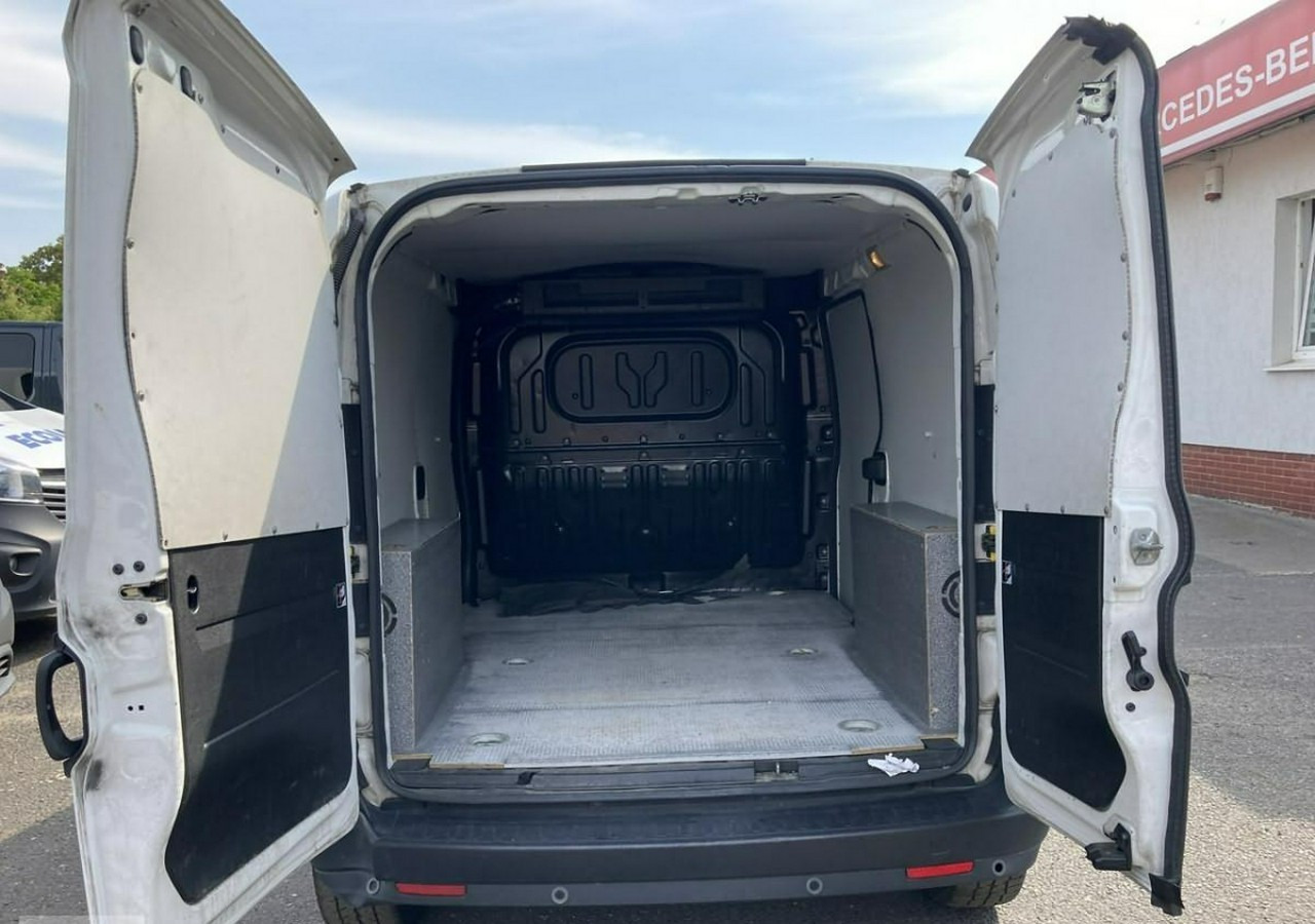 Refrigerated van Fiat Doblo Fiat Doblo 1,6 jtd ECO Flex chłodnia do leków 2017: picture 20