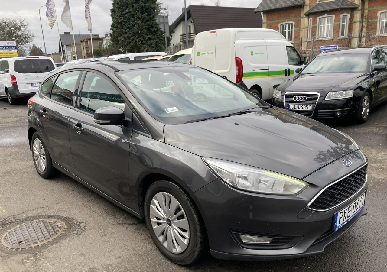 Ford Focus III Focus 1.0 EcoBoost Klima Salon PL 2015 - Car: picture 5 Ford Focus III Focus 1.0 EcoBoost Klima Salon PL 2015 - Car: picture 5