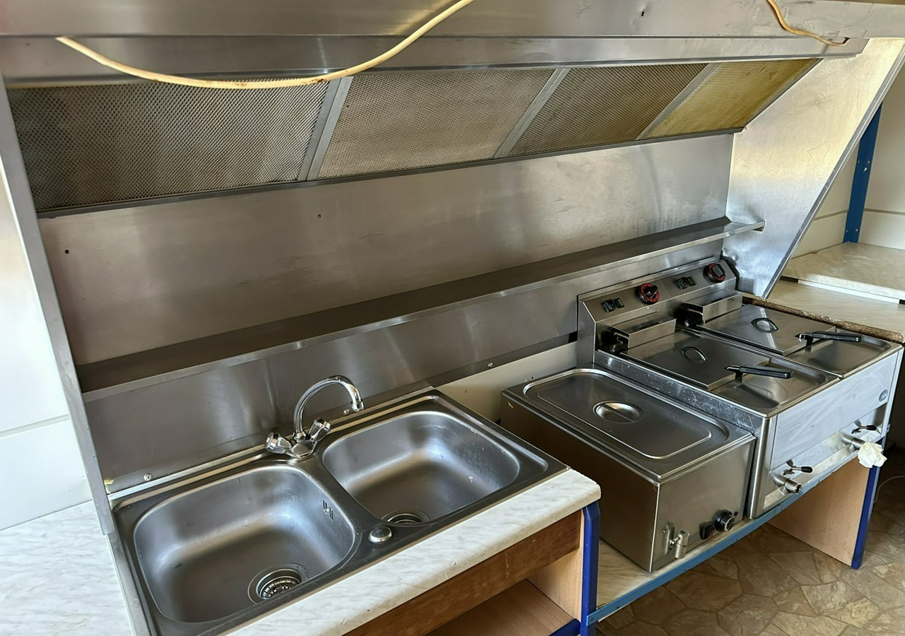 Inna Inny Smażalnia ryb Autosklep Gastronomiczna food truck foodtruck sklep 20 - Vending trailer: picture 2 Inna Inny Smażalnia ryb Autosklep Gastronomiczna food truck foodtruck sklep 20 - Vending trailer: picture 2