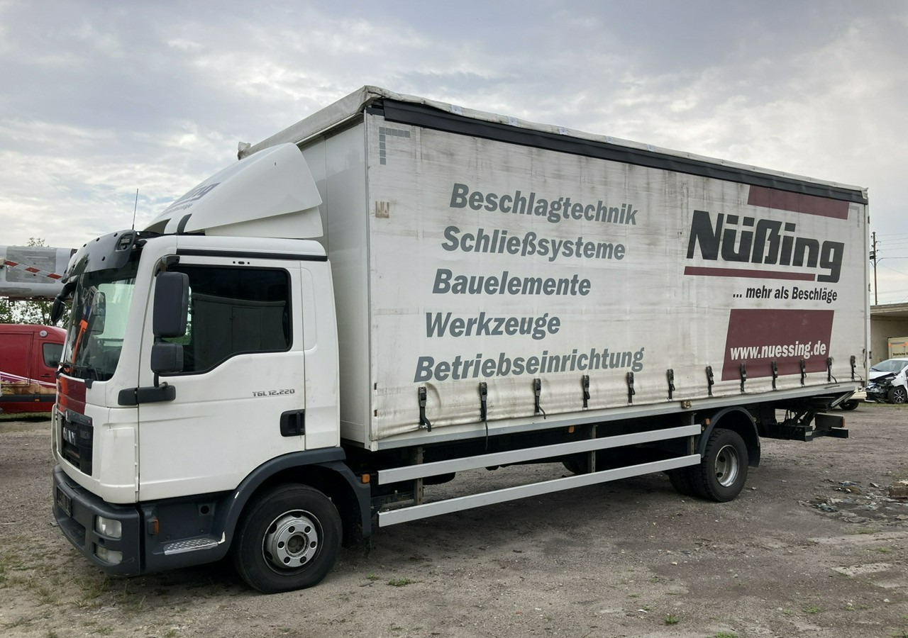 MAN Inny MAN MAN TGL 12.220 Skrzynia firana Plandeka hydro klapa 2014 - Curtain side van: picture 4 MAN Inny MAN MAN TGL 12.220 Skrzynia firana Plandeka hydro klapa 2014 - Curtain side van: picture 4