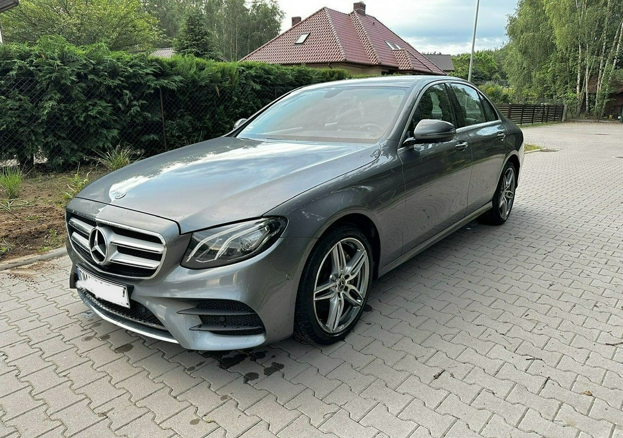 Mercedes-Benz Klasa E W213 E220d 2.0 194KM AMG-Pakiet MultibeamLed*Skóra*Navi*Kamera360* Salon - Sedan: picture 5 Mercedes-Benz Klasa E W213 E220d 2.0 194KM AMG-Pakiet MultibeamLed*Skóra*Navi*Kamera360* Salon - Sedan: picture 5