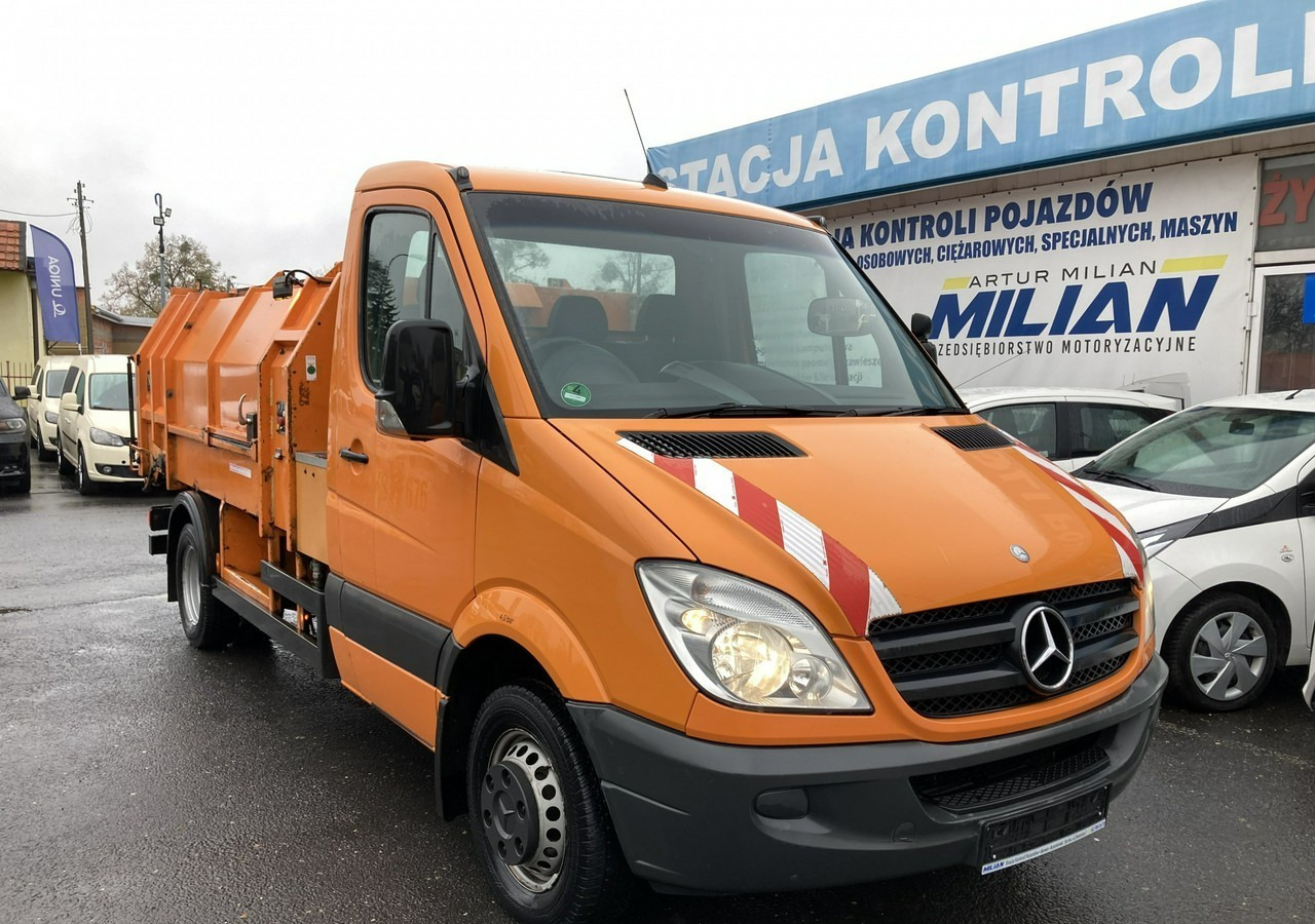 Mercedes-Benz Sprinter Sprinter 513 Śmieciarka Prasa 2010 - Garbage truck: picture 1 Mercedes-Benz Sprinter Sprinter 513 Śmieciarka Prasa 2010 - Garbage truck: picture 1