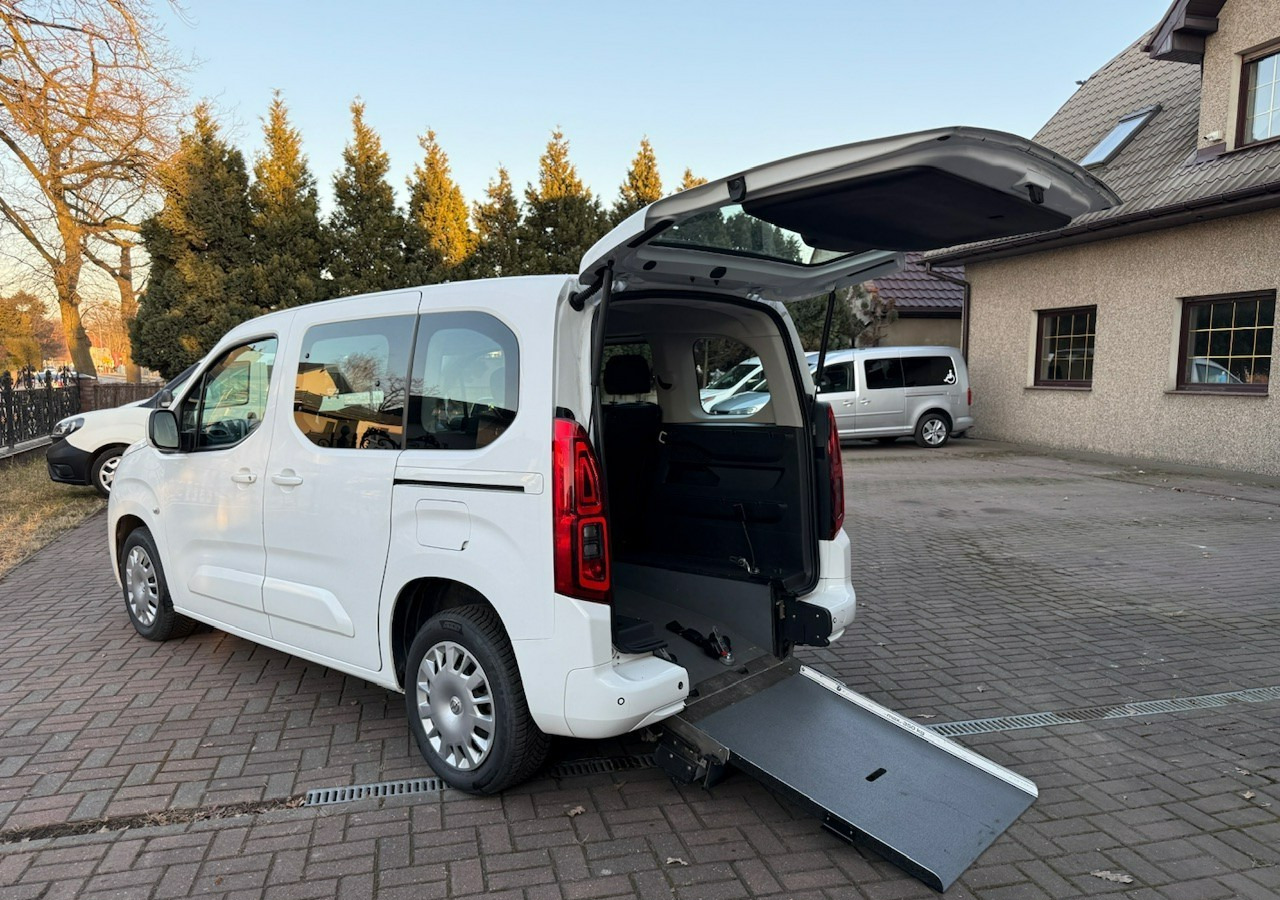 Opel Combo IV Combo Life Combo do przewozu Niepełnosprawnych inwalida rampa Model 2021 - Car: picture 1 Opel Combo IV Combo Life Combo do przewozu Niepełnosprawnych inwalida rampa Model 2021 - Car: picture 1