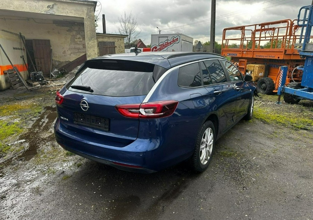 Opel Insignia II Country Tourer 1.5 CDTI 122KM Automat FullLed Panorama Klimatronik 2021 - Car: picture 3 Opel Insignia II Country Tourer 1.5 CDTI 122KM Automat FullLed Panorama Klimatronik 2021 - Car: picture 3