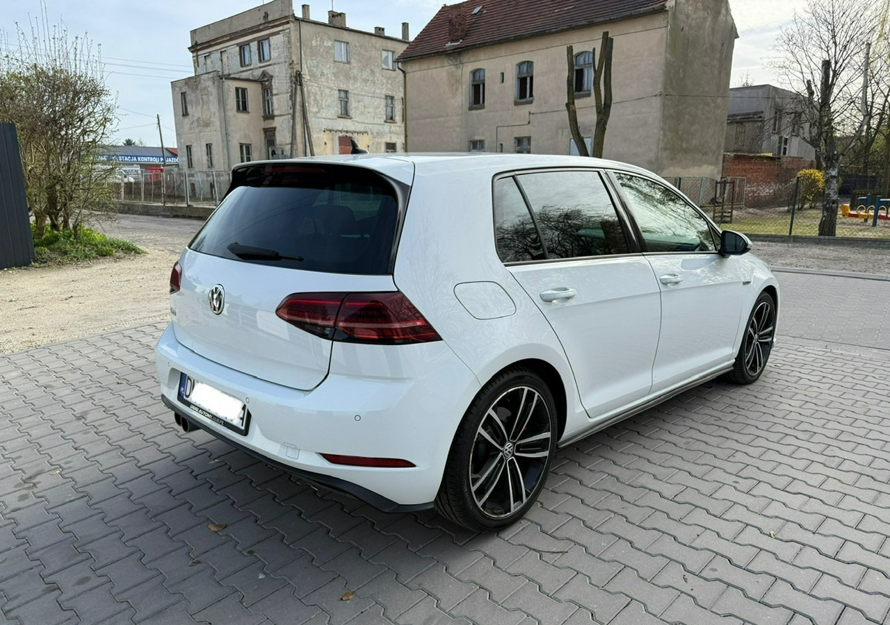Volkswagen Golf VII GTD 2.0TDI 184KM FullLed Navi Klimatronik ACC Asystenci - Car: picture 4 Volkswagen Golf VII GTD 2.0TDI 184KM FullLed Navi Klimatronik ACC Asystenci - Car: picture 4