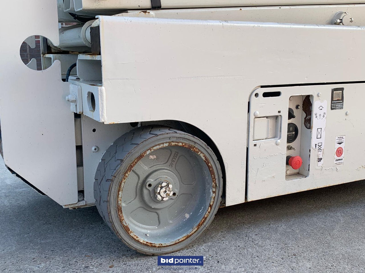 Genie GS-1932 - schaarhoogwerker - 7.85 mtr werkhoogte - BJ 2011 - Scissor lift: picture 4 Genie GS-1932 - schaarhoogwerker - 7.85 mtr werkhoogte - BJ 2011 - Scissor lift: picture 4