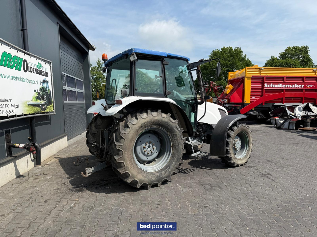 Farm tractor New Holland TL 70A: picture 7