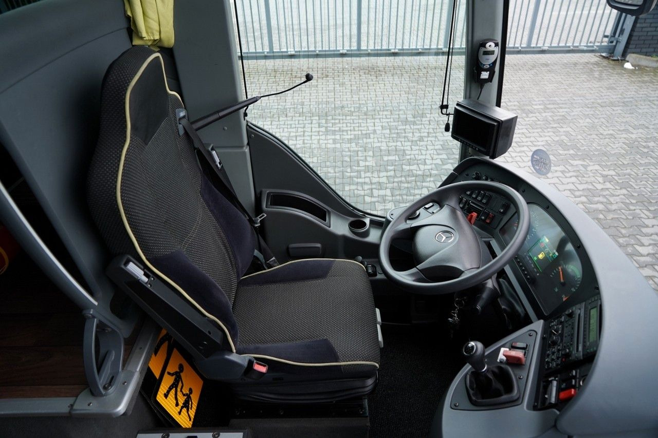 Bus Mercedes-Benz TOURISMO RHD / EURO 6 / 12 METRÓW / SPROWADZONY: picture 12 Bus Mercedes-Benz TOURISMO RHD / EURO 6 / 12 METRÓW / SPROWADZONY: picture 12