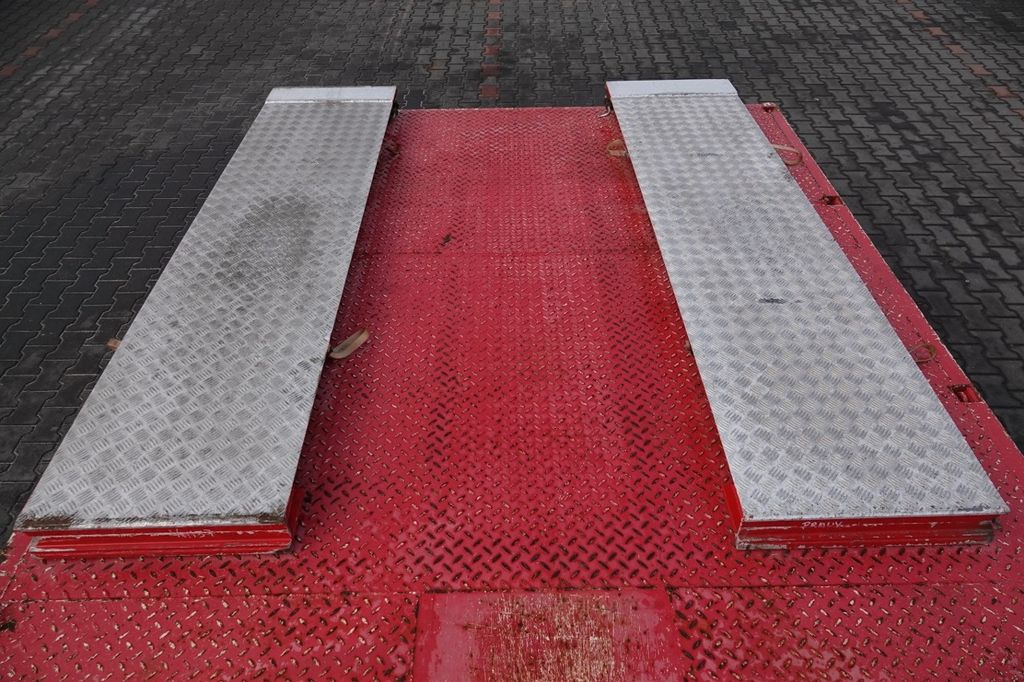 Low loader semi-trailer Kässbohrer NSP-24 / NACZEPA LAWETA / NISKOPODWOZIE / ROZCIĄ: picture 8