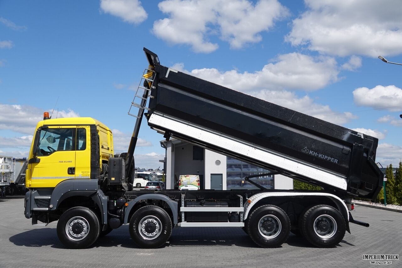 MAN TGS 41.460 / 8X8 / WYWROTKA TYLNOZSYPOWA / MANUAL / HARDOX / KH-KIPPER / 2017 ROK - Tipper: picture 3 MAN TGS 41.460 / 8X8 / WYWROTKA TYLNOZSYPOWA / MANUAL / HARDOX / KH-KIPPER / 2017 ROK - Tipper: picture 3