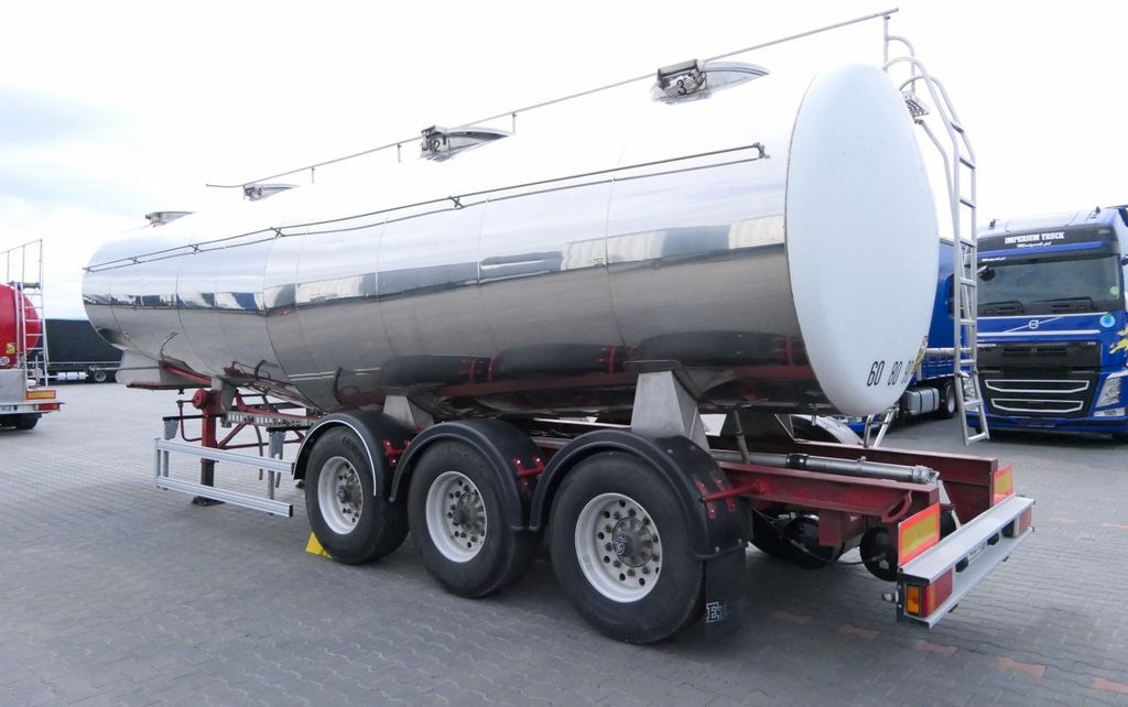 Menci ETA / FOOD LIQUID TANK TRAILER/32000 L/ 4 CHAMBE - Tank semi-trailer: picture 4 Menci ETA / FOOD LIQUID TANK TRAILER/32000 L/ 4 CHAMBE - Tank semi-trailer: picture 4