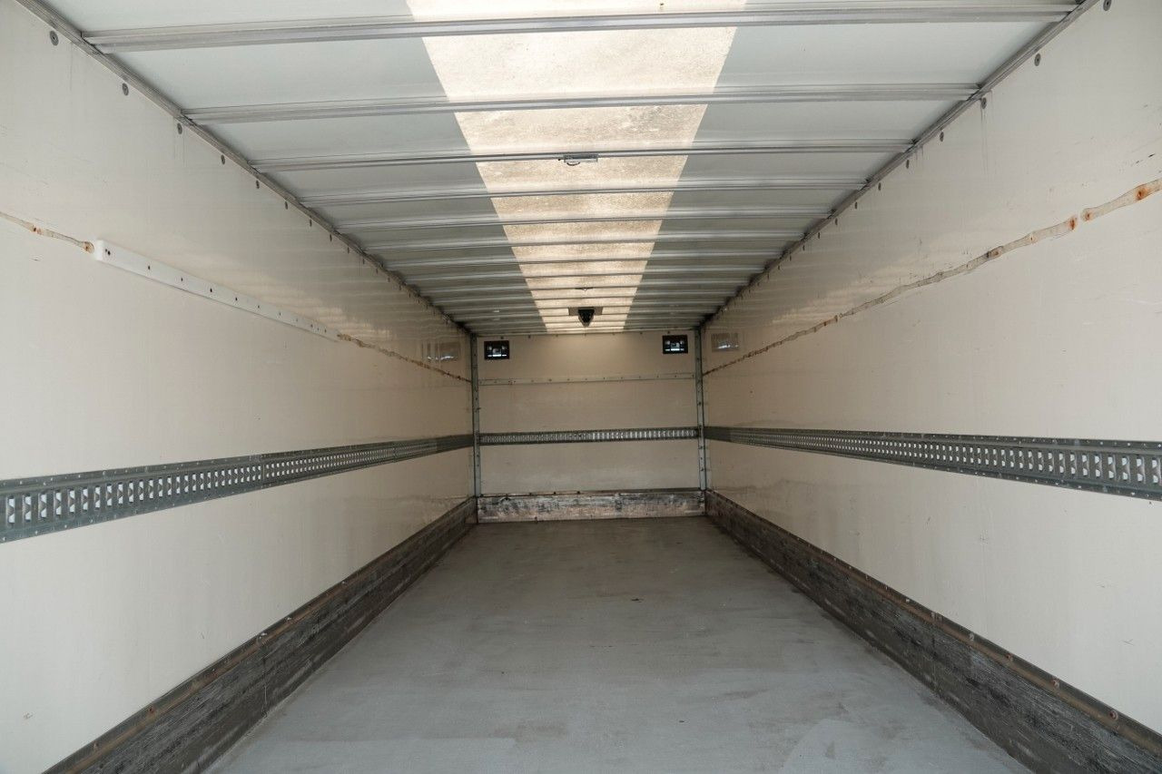 Box truck Mercedes-Benz ANTOS 1827 / SOLÓWKA / KONTENER 9 M / WINDA / PO: picture 10