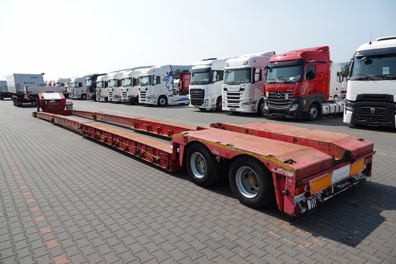 Nooteboom TIEFBET ODPINANA / NISKOPODWOZIE / ROZCIĄGANA / - Low loader semi-trailer: picture 3 Nooteboom TIEFBET ODPINANA / NISKOPODWOZIE / ROZCIĄGANA / - Low loader semi-trailer: picture 3
