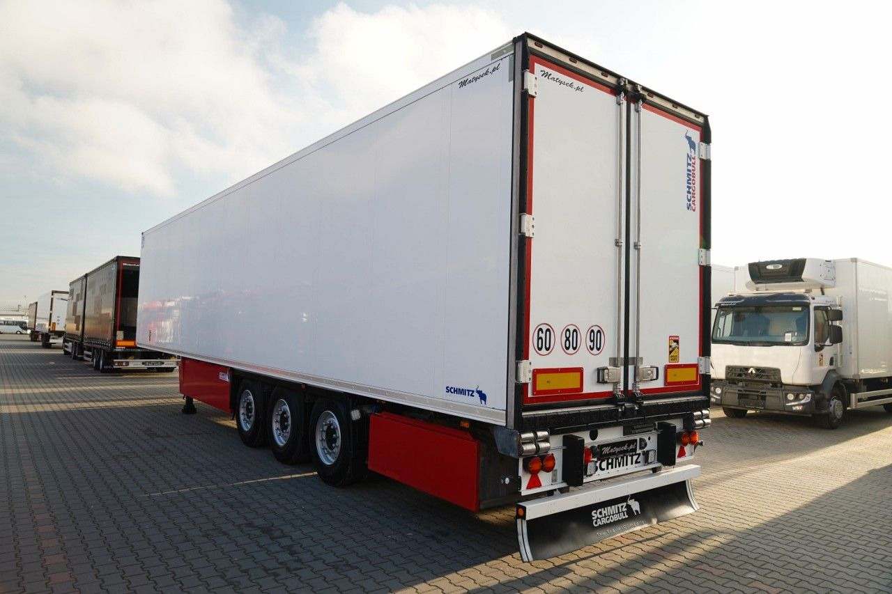 Schmitz Cargobull CHŁODNIA / CARRIER VECTOR 1550 / 2x OŚ PODNOSZO - Refrigerator semi-trailer: picture 3 Schmitz Cargobull CHŁODNIA / CARRIER VECTOR 1550 / 2x OŚ PODNOSZO - Refrigerator semi-trailer: picture 3