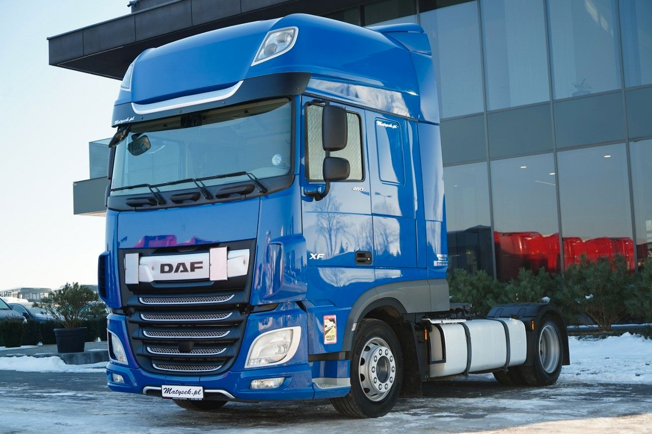 DAF XF 480 / MEGA / SUPER SPACE CAB / LOW DECK / 202 - Tractor unit: picture 3 DAF XF 480 / MEGA / SUPER SPACE CAB / LOW DECK / 202 - Tractor unit: picture 3
