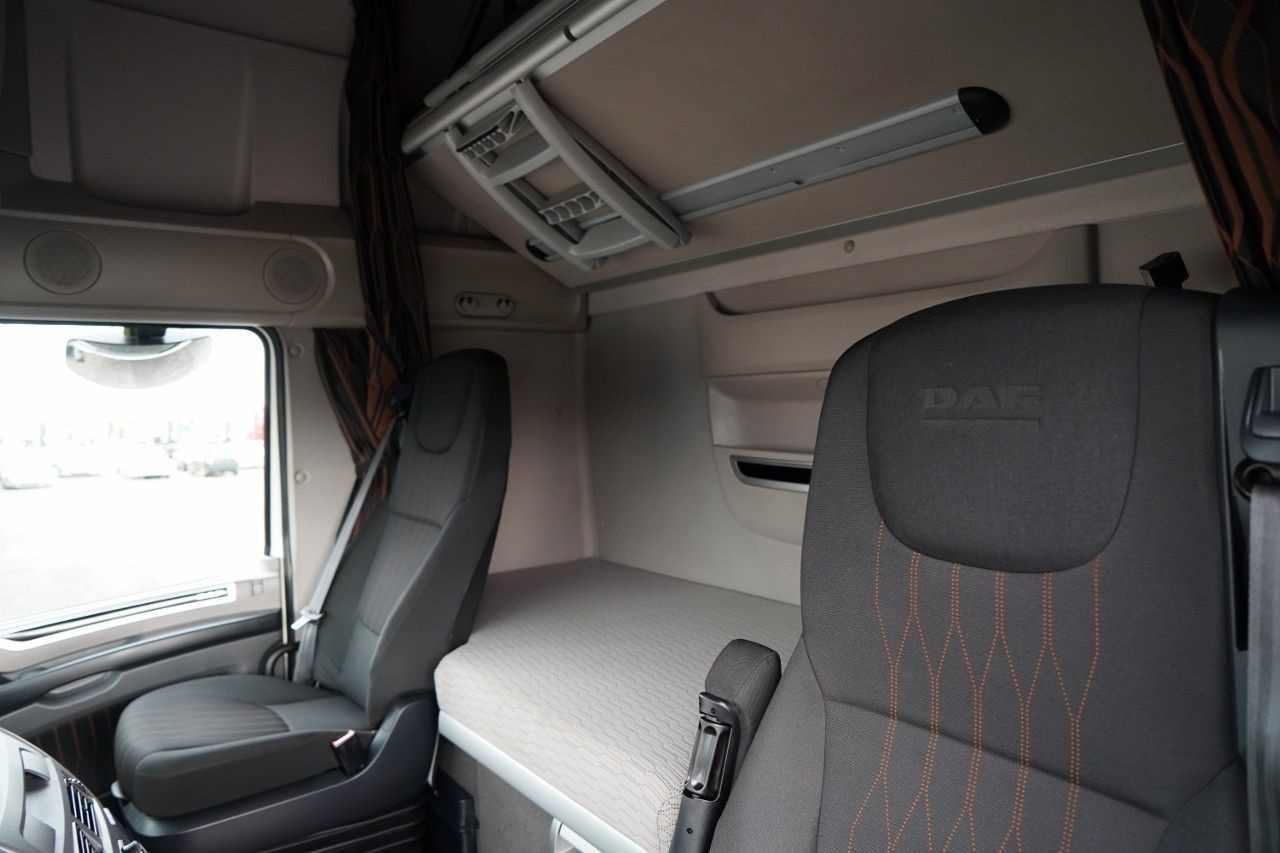 Tractor unit DAF XF 480 / SUPER SPACE CAB / OPONY 100% / 2021 ROK: picture 25 Tractor unit DAF XF 480 / SUPER SPACE CAB / OPONY 100% / 2021 ROK: picture 25