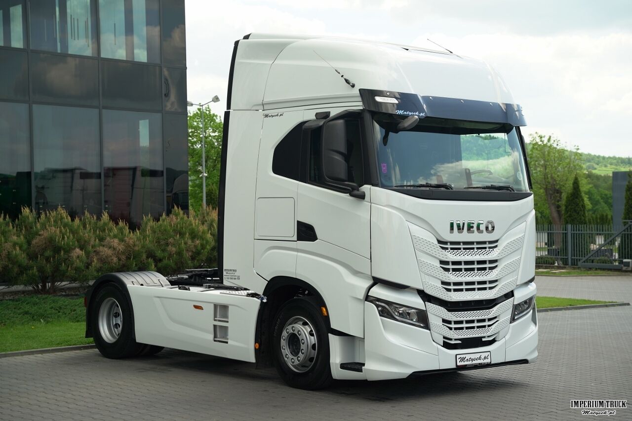 IVECO S-WAY / 490 / RETARDER / KLIMA POSTOJOWA / 2023 R - Tractor unit: picture 2 IVECO S-WAY / 490 / RETARDER / KLIMA POSTOJOWA / 2023 R - Tractor unit: picture 2