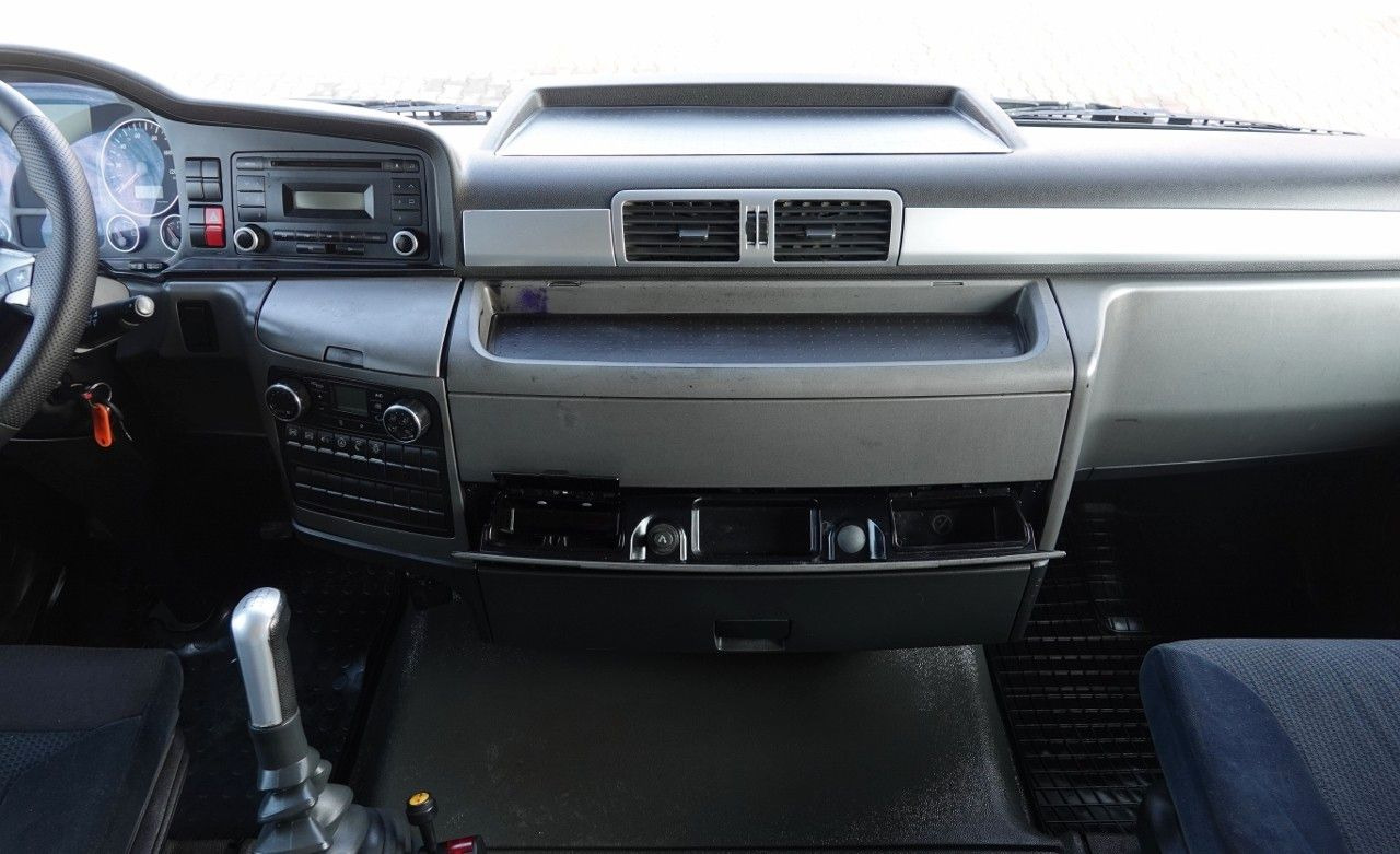 Tractor unit MAN TGX 18.480 / HYDRAULIKA / RETARDER / MANUAL / N: picture 16 Tractor unit MAN TGX 18.480 / HYDRAULIKA / RETARDER / MANUAL / N: picture 16