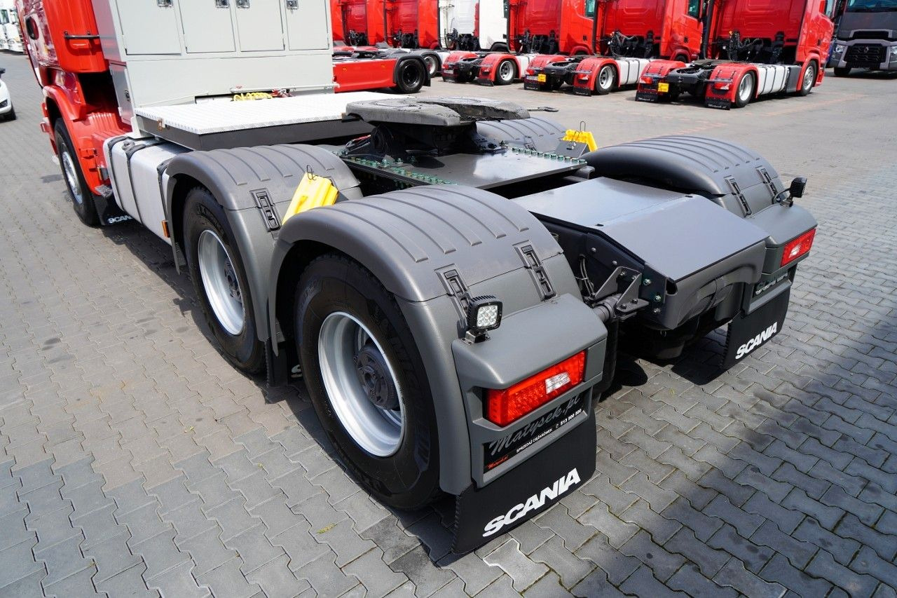 Tractor unit Scania R 580 / V8 / 6x4 / DMC: 150.000 KG / RETARDER /: picture 9 Tractor unit Scania R 580 / V8 / 6x4 / DMC: 150.000 KG / RETARDER /: picture 9