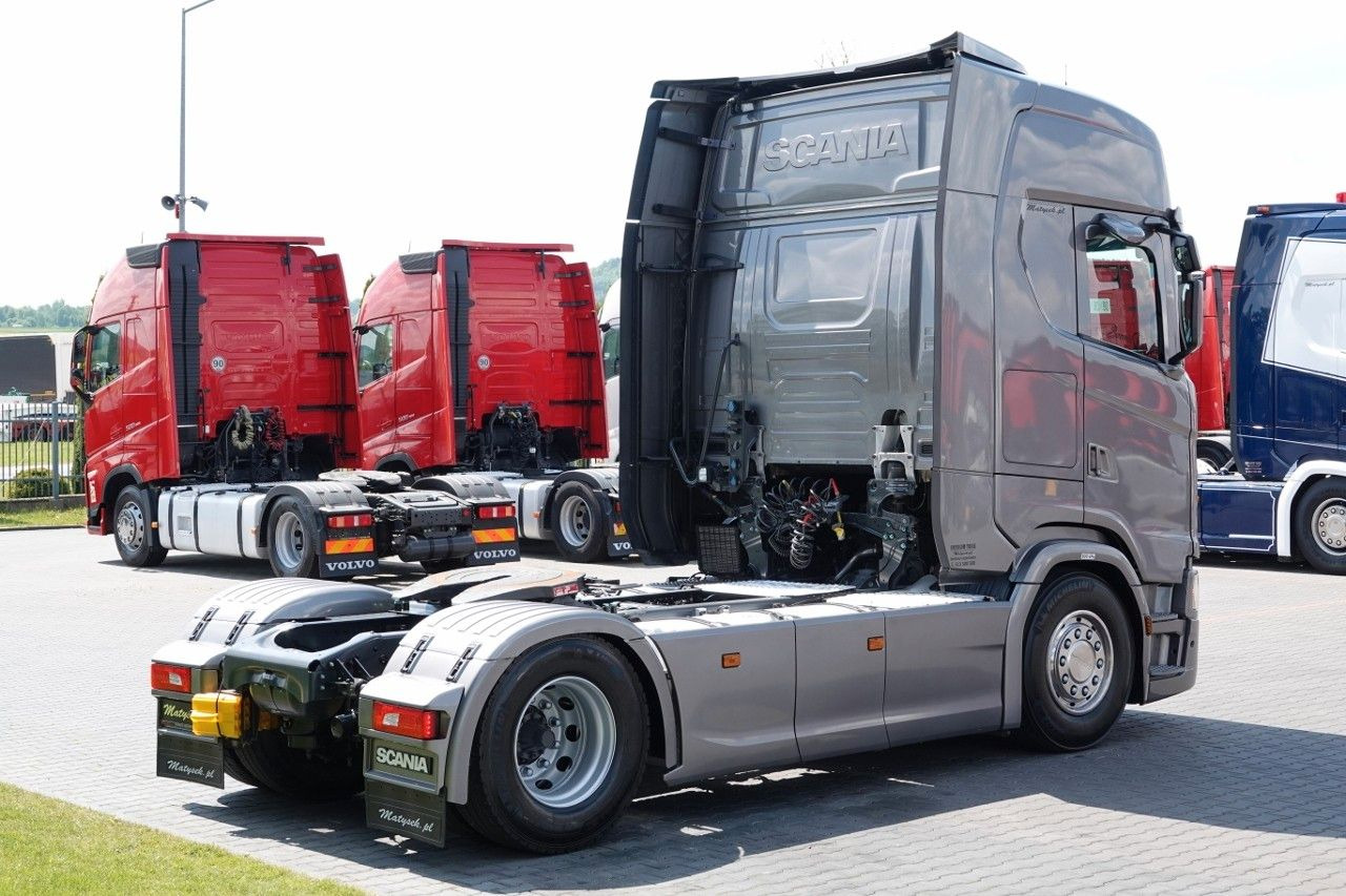 Scania S 540 / RETARDER / FUL AIRMATIC METALIK / NAVI - Tractor unit: picture 5 Scania S 540 / RETARDER / FUL AIRMATIC METALIK / NAVI - Tractor unit: picture 5