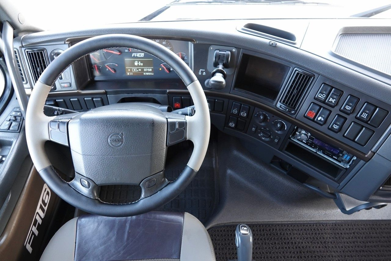 Leasing of  Volvo FH 16 / 600 / 6x4 / DMC: 180.000 KG !! / SPROWAD Volvo FH 16 / 600 / 6x4 / DMC: 180.000 KG !! / SPROWAD: picture 14