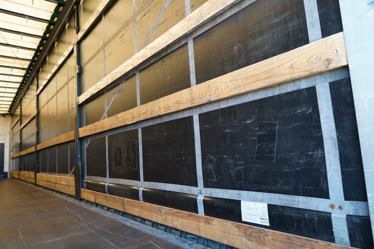 Curtainsider semi-trailer Wielton FIRANKA / STANDARD / SAF: picture 17 Curtainsider semi-trailer Wielton FIRANKA / STANDARD / SAF: picture 17