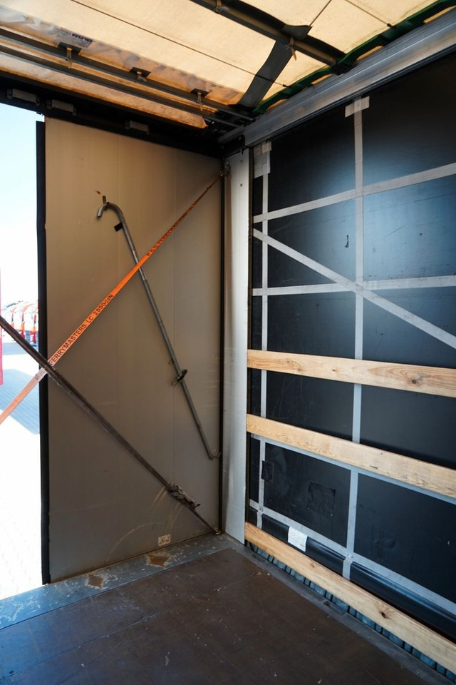 Curtainsider semi-trailer Wielton FIRANKA / STANDARD / SAF: picture 20 Curtainsider semi-trailer Wielton FIRANKA / STANDARD / SAF: picture 20