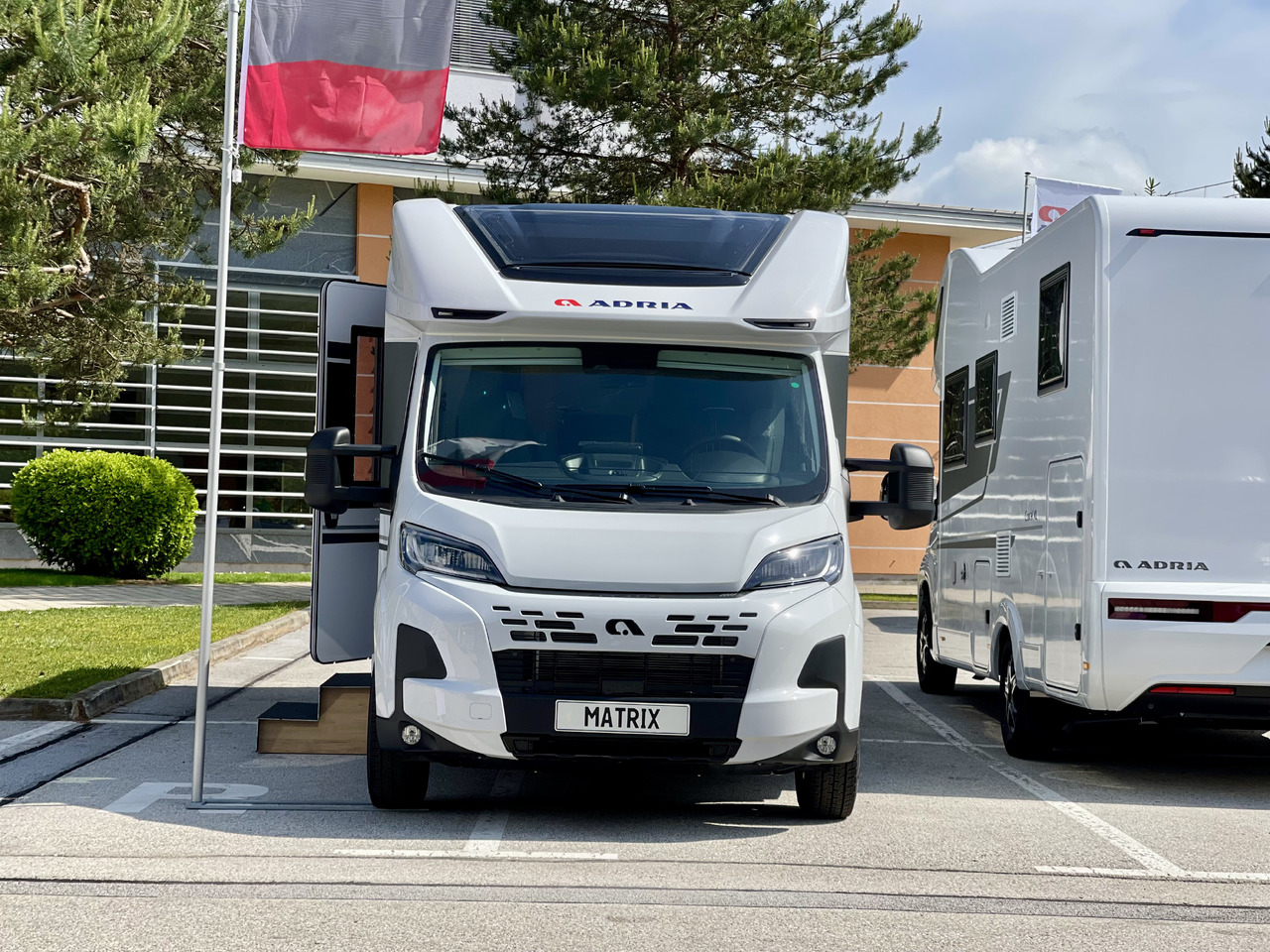 ADRIA Matrix axess 650SL - Semi-integrated motorhome: picture 1 ADRIA Matrix axess 650SL - Semi-integrated motorhome: picture 1