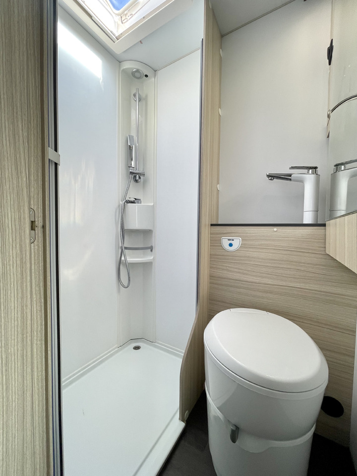 Leasing of SUN LIVING A 75DP SUN LIVING A 75DP: picture 12