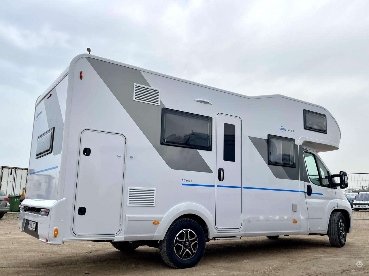 SUN LIVING A70DK - Alcove motorhome: picture 4 SUN LIVING A70DK - Alcove motorhome: picture 4