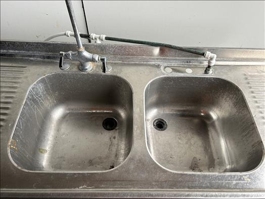 NNP Twin sink - Food processing equipment: picture 3 NNP Twin sink - Food processing equipment: picture 3